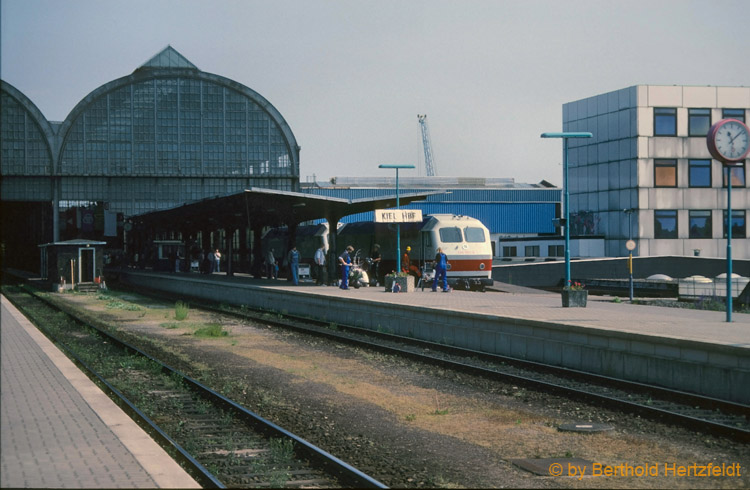 4_1782_30.05.90