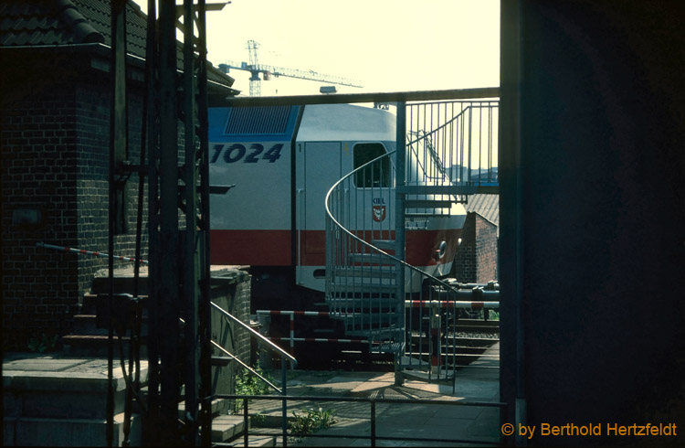 4_1786_30.05.90