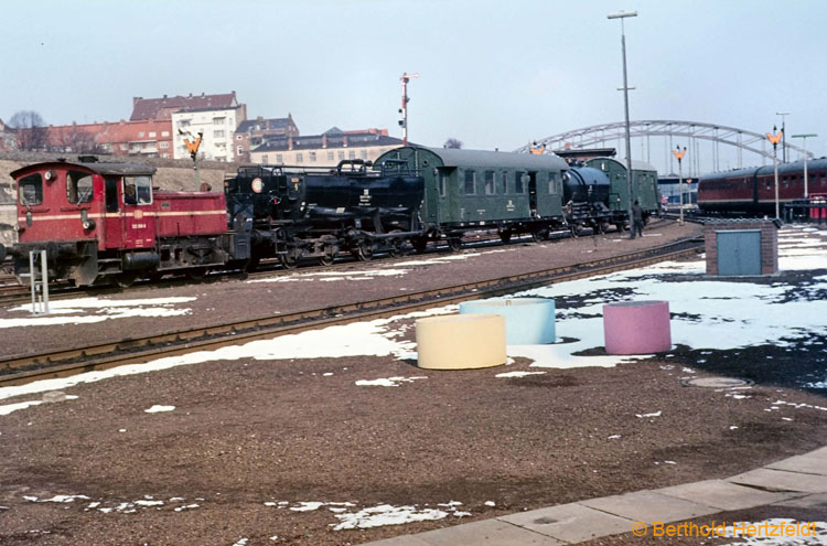 2_29_10.03.76